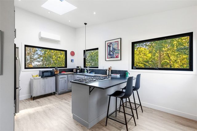 18 Collins Terrace, Jamestown, RI 02835