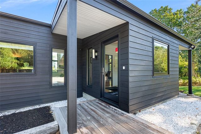 18 Collins Terrace, Jamestown, RI 02835