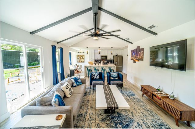 7500 Rio PASS, Austin, TX 78724