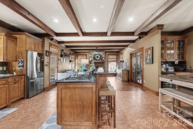 2554 Deep Gap Farm Road, Mill Spring, NC 28756