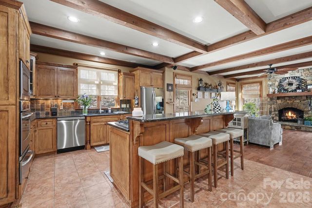 2554 Deep Gap Farm Road, Mill Spring, NC 28756