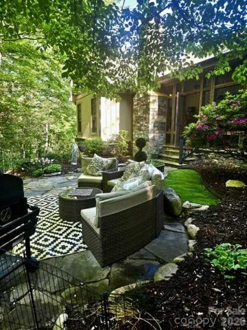 2554 Deep Gap Farm Road, Mill Spring, NC 28756