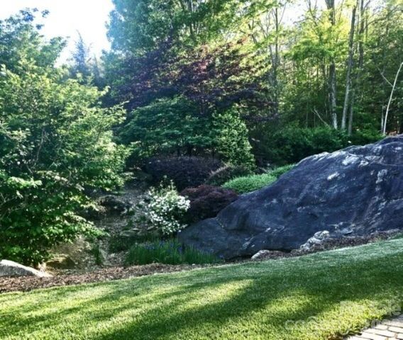 2554 Deep Gap Farm Road, Mill Spring, NC 28756