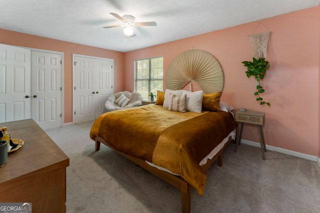 1104 Huntington Trace SE, Smyrna, GA 30082
