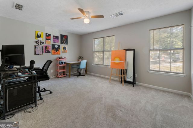 1104 Huntington Trace SE, Smyrna, GA 30082