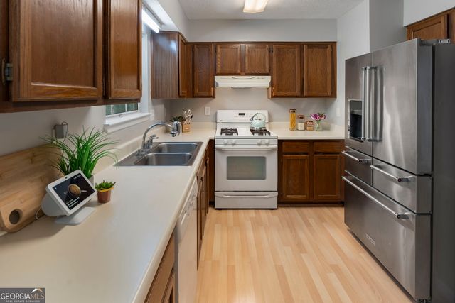 1104 Huntington Trace SE, Smyrna, GA 30082