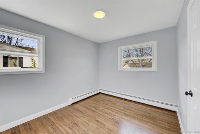 30 Yale Street, Port Jefferson Station, NY 11776