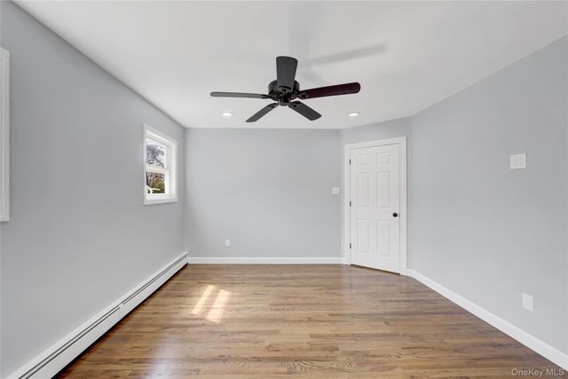 30 Yale Street, Port Jefferson Station, NY 11776