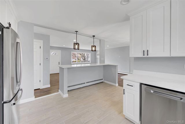 30 Yale Street, Port Jefferson Station, NY 11776