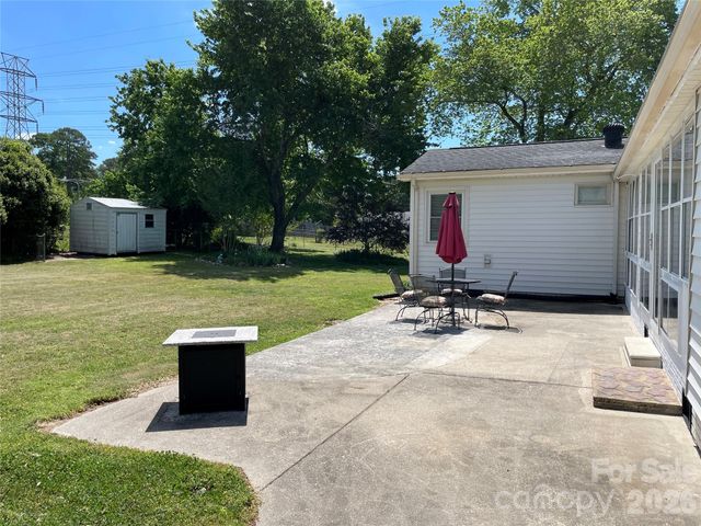 1748 Old West Lane, Gastonia, NC 28052