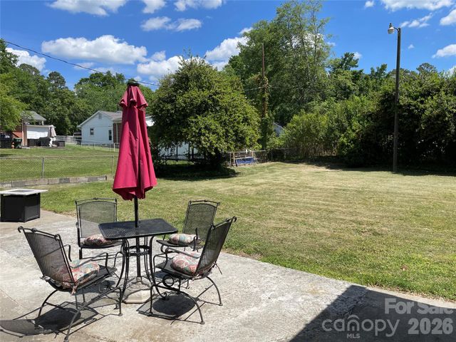 1748 Old West Lane, Gastonia, NC 28052