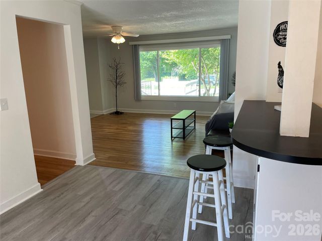 1748 Old West Lane, Gastonia, NC 28052