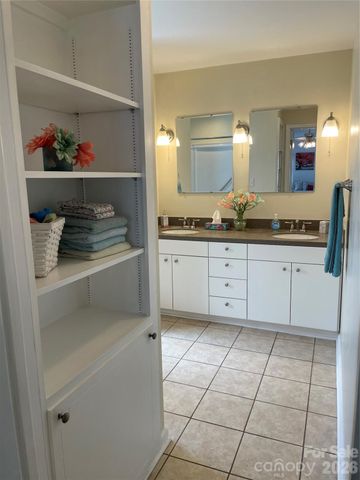 1748 Old West Lane, Gastonia, NC 28052