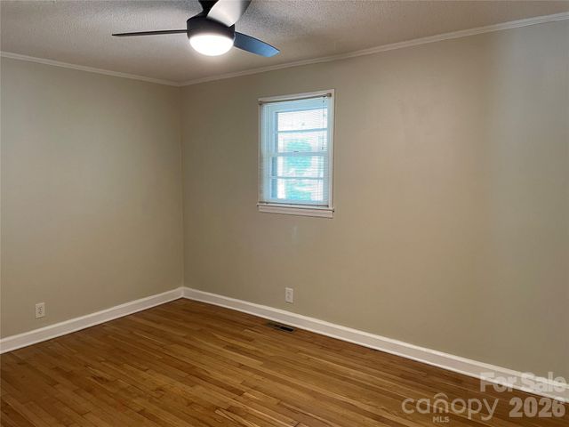 1748 Old West Lane, Gastonia, NC 28052