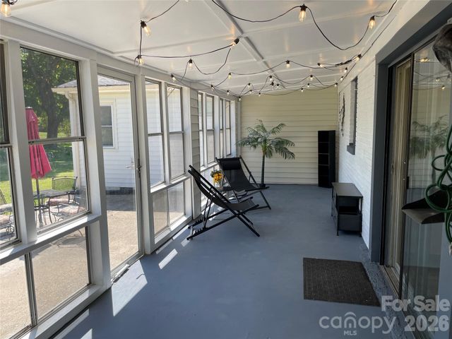1748 Old West Lane, Gastonia, NC 28052