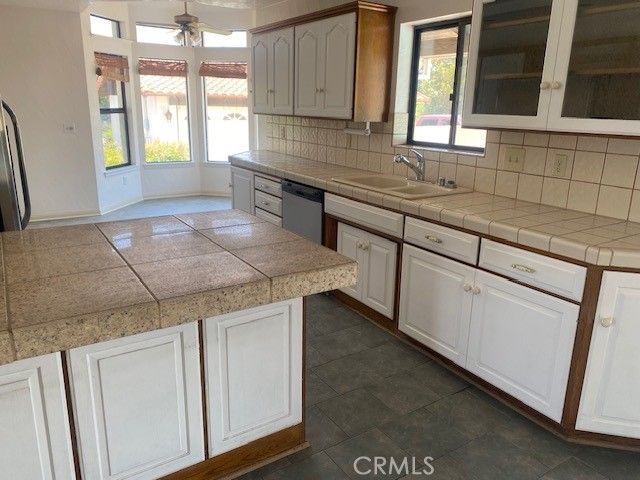 4815 Lee Avenue, La Mesa, CA 91942