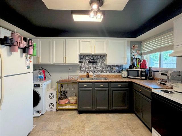 2449 Rulla Court, West Carrollton, OH 45439