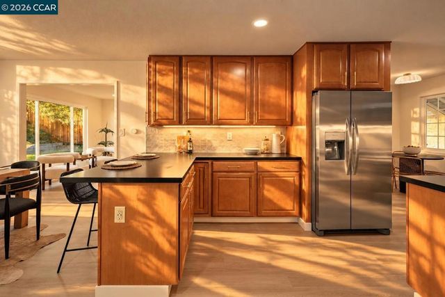 494 Wilbur Dr, Pleasant Hill, CA 94523