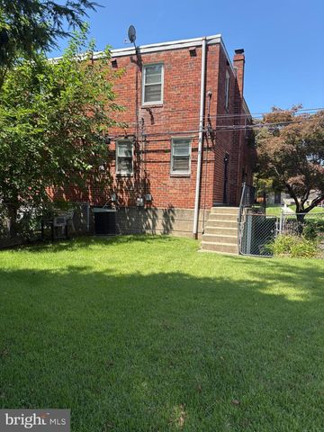 6527 N 10TH ST, Philadelphia, PA 19126