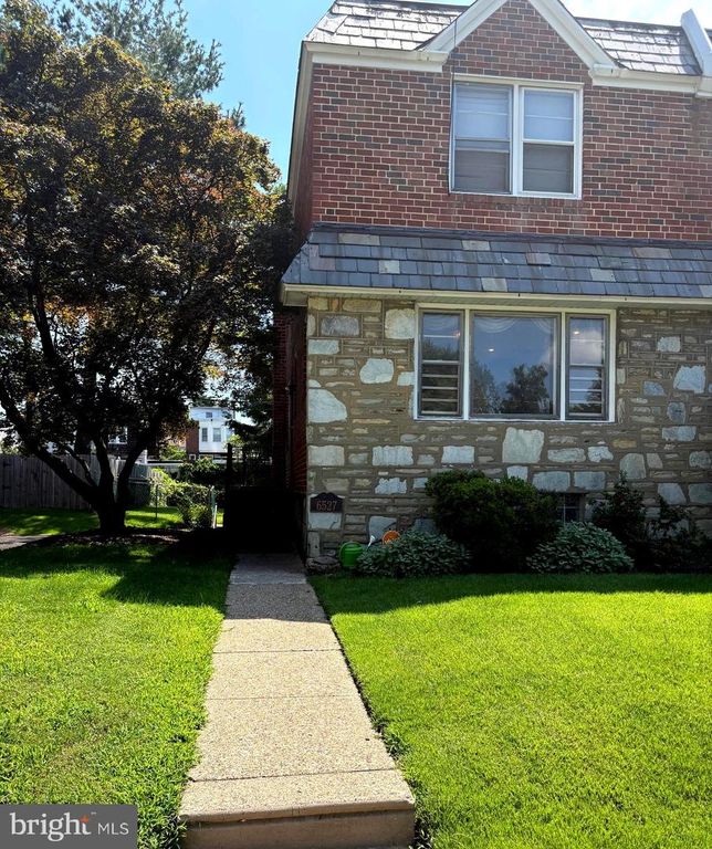 6527 N 10TH ST, Philadelphia, PA 19126