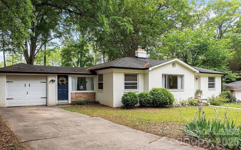 5212 Pine Drive, Charlotte, NC 28269