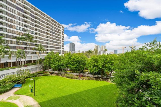 600 Three Islands Blvd 310, Hallandale Beach, FL 33009