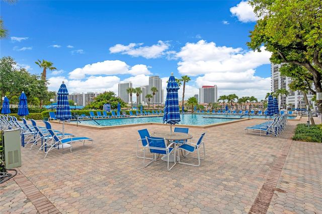 600 Three Islands Blvd 310, Hallandale Beach, FL 33009