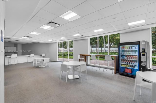 600 Three Islands Blvd 310, Hallandale Beach, FL 33009