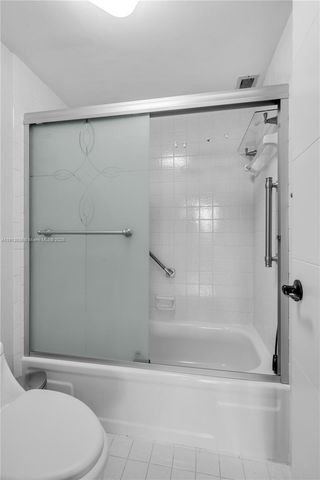 600 Three Islands Blvd 310, Hallandale Beach, FL 33009