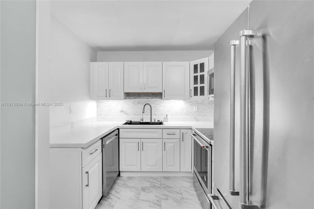 600 Three Islands Blvd 310, Hallandale Beach, FL 33009