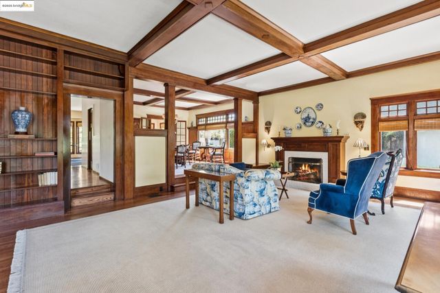 1615 San Antonio Ave, Alameda, CA 94501