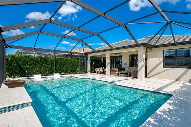 19826 Bittersweet LN, Estero, FL 33928