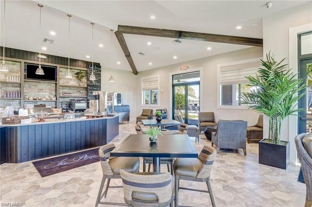 19826 Bittersweet LN, Estero, FL 33928