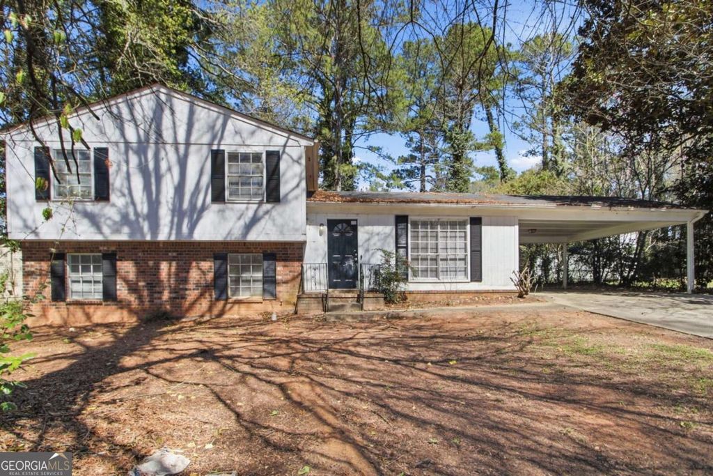 8822 Ashwood Drive, Riverdale, GA 30274