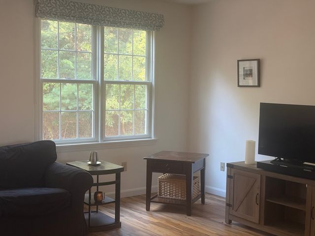 902 Main St 39, Hanson, MA 02341