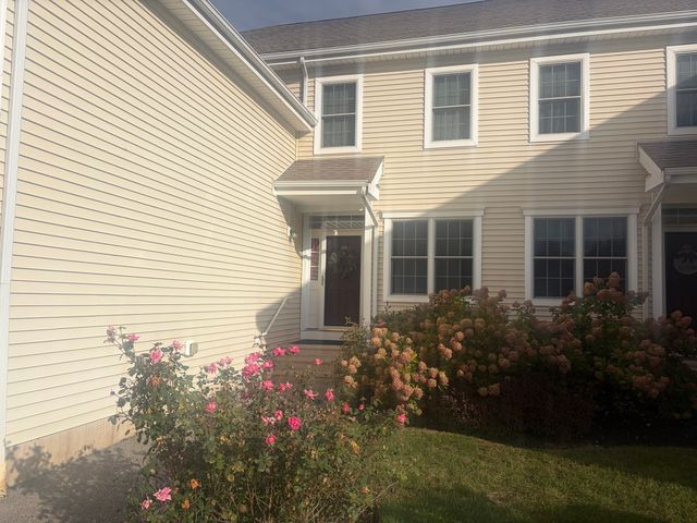 902 Main St 39, Hanson, MA 02341