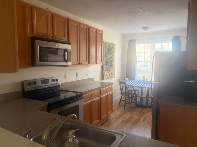 902 Main St 39, Hanson, MA 02341