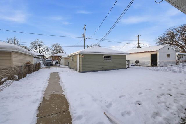 5761 N 97th STREET, Milwaukee, WI 53225