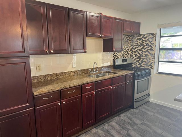 1202 S M Street, Lake Worth Beach, FL 33460