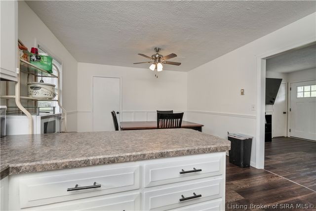 1574 W Water Street, Borden, IN 47106