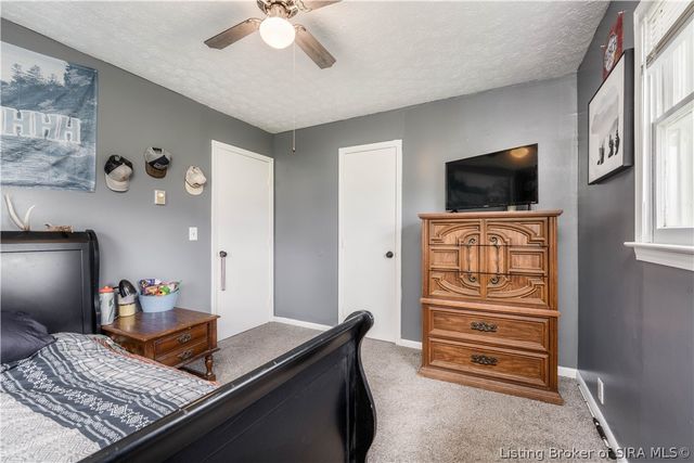 1574 W Water Street, Borden, IN 47106
