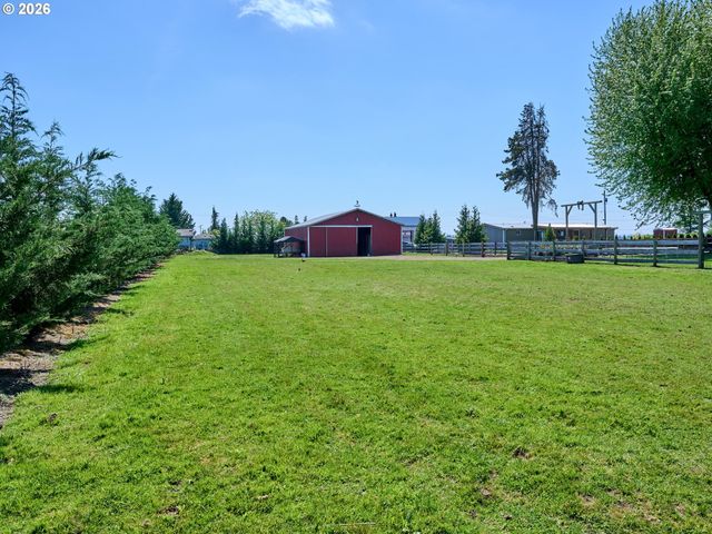 9293 BROADACRES Rd Ne, Aurora, OR 97002