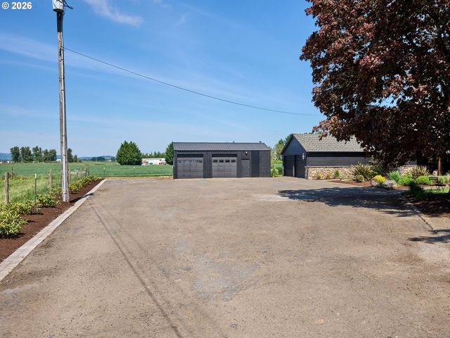 9293 BROADACRES Rd Ne, Aurora, OR 97002