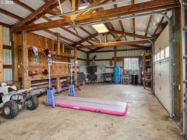 9293 BROADACRES Rd Ne, Aurora, OR 97002