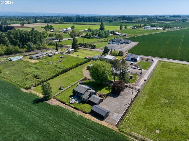 9293 BROADACRES Rd Ne, Aurora, OR 97002
