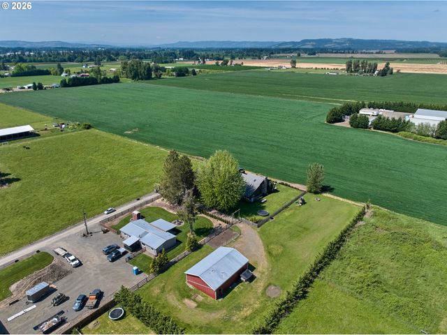 9293 BROADACRES Rd Ne, Aurora, OR 97002
