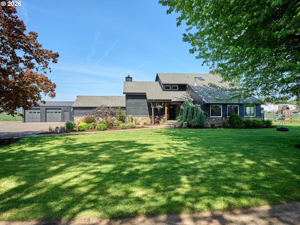9293 BROADACRES Rd Ne, Aurora, OR 97002