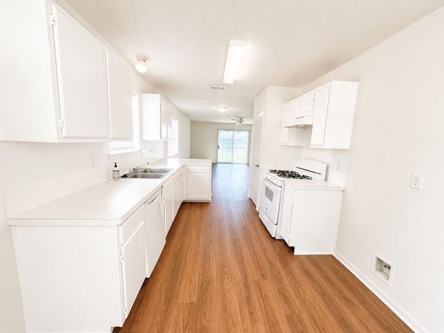 18023 Lago Forest Drive, Humble, TX 77346
