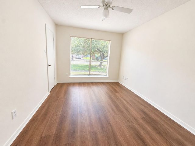 18023 Lago Forest Drive, Humble, TX 77346