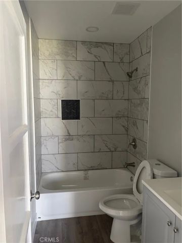 2260 easy Avenue, Long Beach, CA 90810